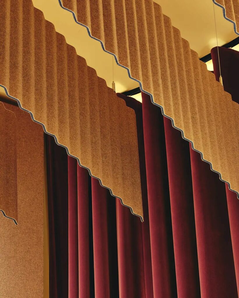 Slalom ECOrange W - acoustical solutions
